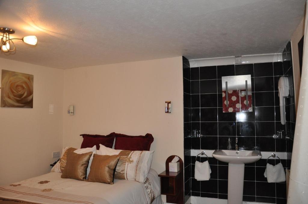 Hotel Adelaide House Luton  Pokoj fotografie