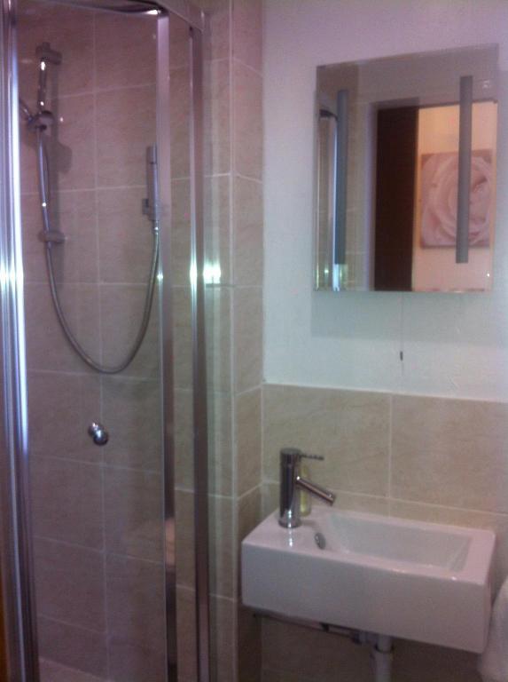 Hotel Adelaide House Luton  Pokoj fotografie